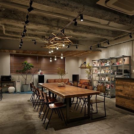 Goen Lounge And Stay Хираката Екстериор снимка