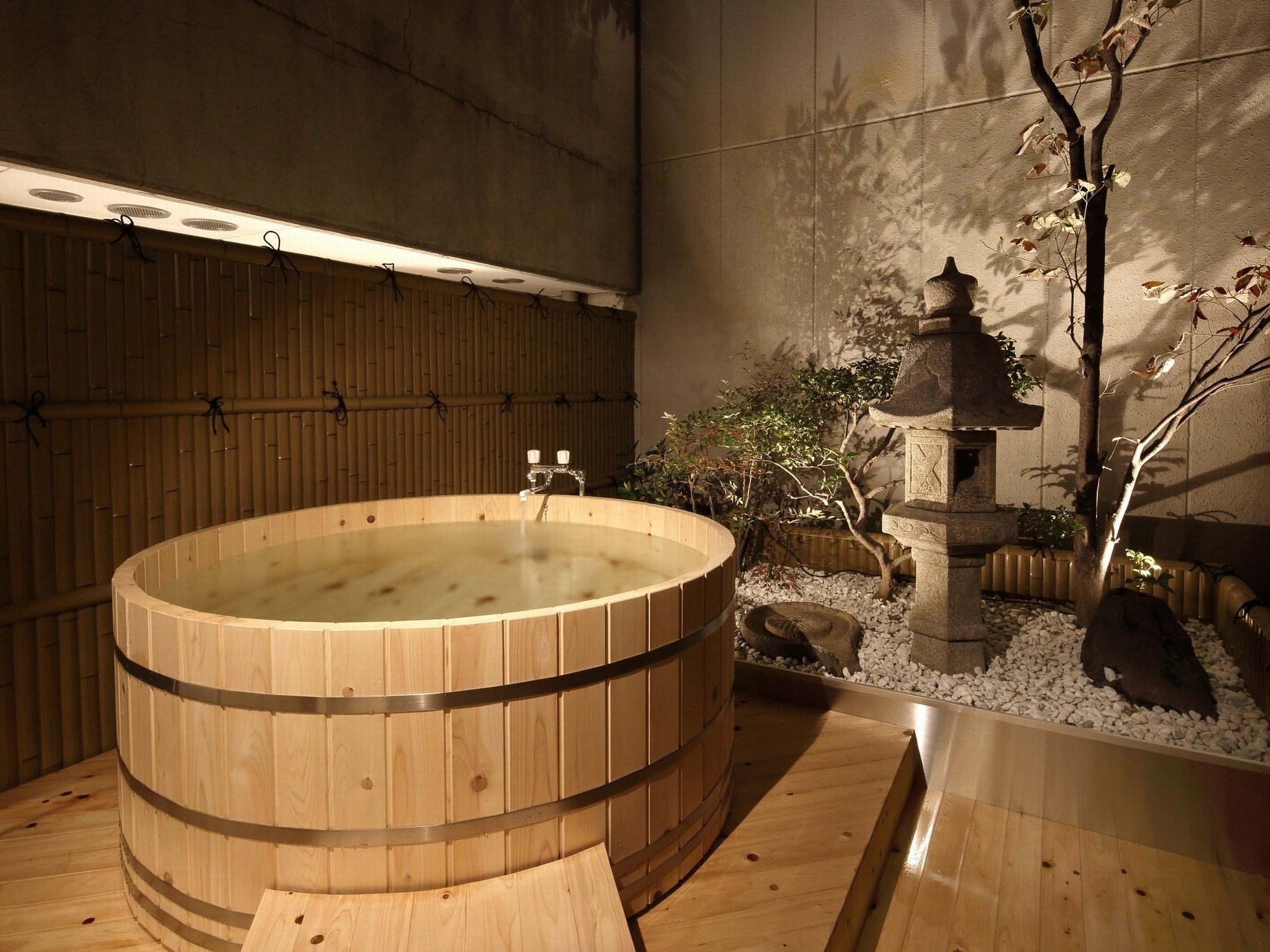 Goen Lounge And Stay Хираката Екстериор снимка